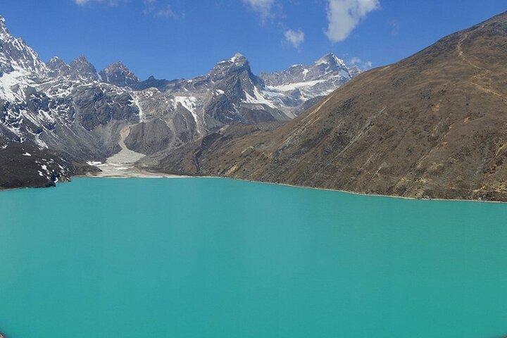 Atterraggio elicottero privato al campo base Everest & Gokyo per foto