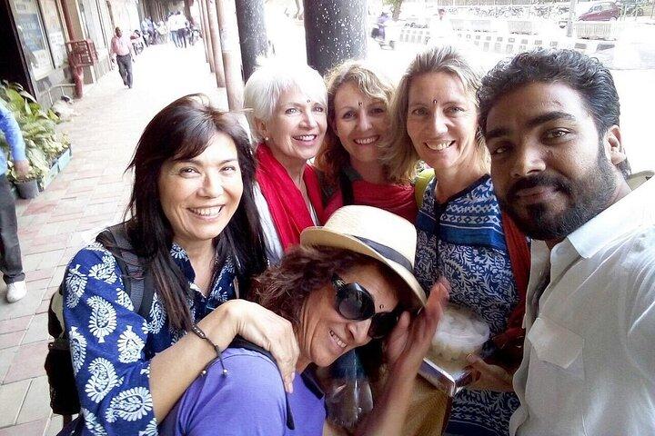 Ganztägige Jaipur Sightseeing Tour mit Auto und Guide