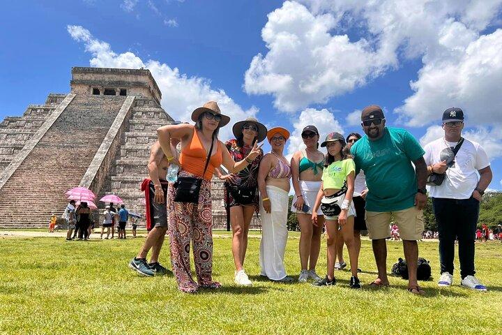 Excursão maravilhosa a Chichen, 2 Cenotes e Valladolid de Cancún