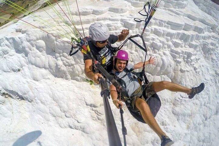 Gleitschirmfliegen in Pamukkale mit ortskundigen Experten