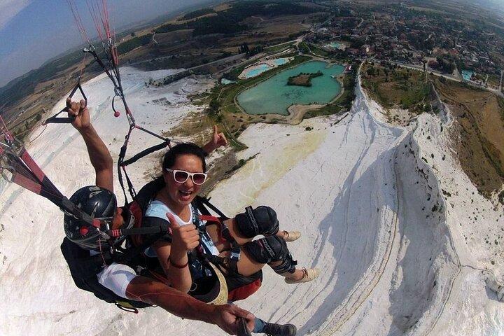 Gleitschirmfliegen in Pamukkale mit ortskundigen Experten
