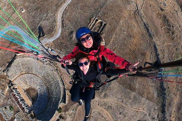 Gleitschirmfliegen in Pamukkale mit ortskundigen Experten