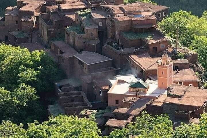 Excursión de un día desde Marrakech al Atlas y al valle de Ourika.