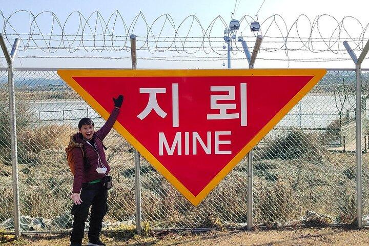 ソウル発アルティメット韓国DMZツアー（JSAミュージアム＆橋渡り）