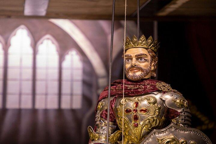 Visit to the Museum and show of Sicilian puppets in Syracuse