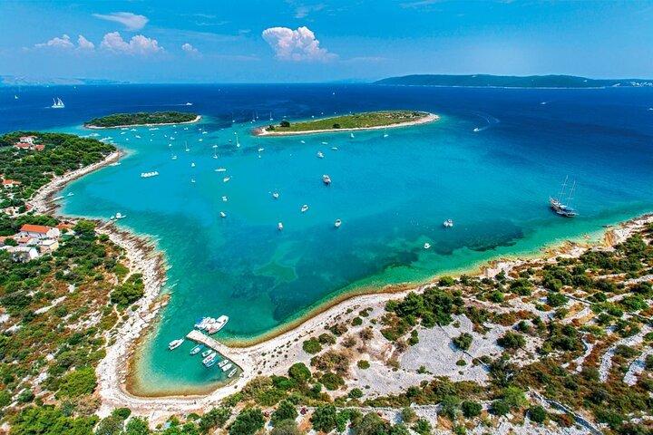 Excursion d'une demi-journée: Blue Lagoon, ville UNESCO de Trogir, île de Ciovo
