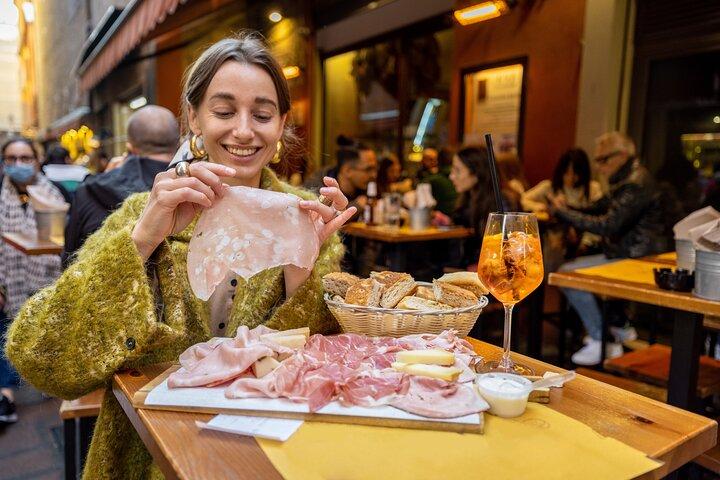 De Florence: visite privée d'une journée à Bologne avec déjeuner typique