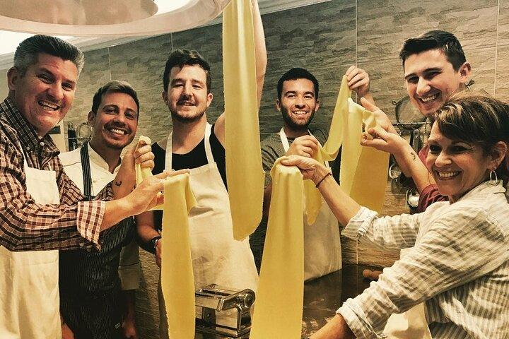 Hands on Deluxe Traditional 4-course diner met verse pasta