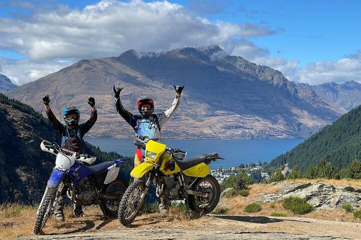 クイーンズタウン:ガイド付きダートバイクライド-プライベートオフロードトレイル