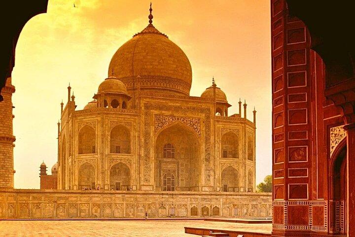 Da Jaipur: tour privato di 2 giorni all'alba e al tramonto del Taj Mahal