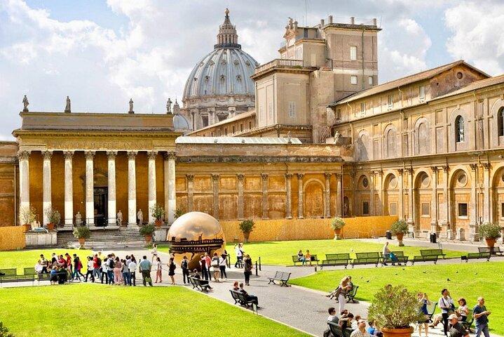 Vatican Museums, Sistine Chapel & Saint Peter's Semi-Private Tour