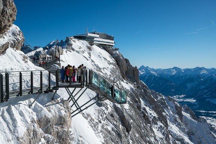 Dagtocht Dachsteingletsjer : Hangbrug & Alpen vanuit Wenen