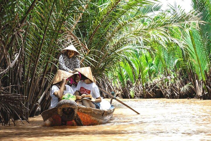 Excursão de luxo de dia inteiro: Túneis de Cu Chi e Delta do Mekong