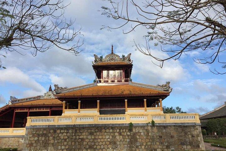 Hue Imperial City Walking Tour 2,5 timer