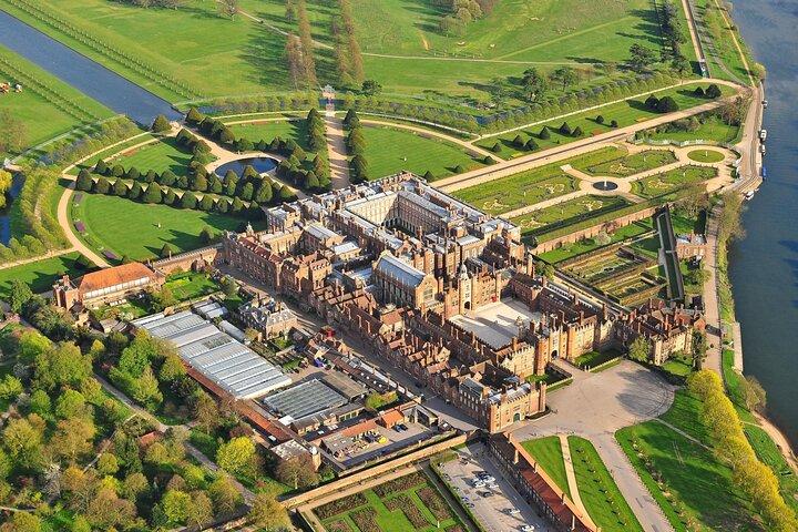 Visite guidée de Hampton Court. Journée complète Access & High Tea