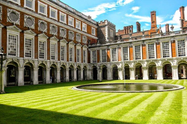 Visite guidée de Hampton Court. Journée complète Access & High Tea