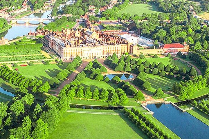 Visite guidée de Hampton Court. Journée complète Access & High Tea