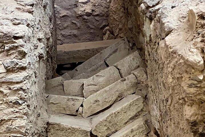 Santorini , Experimente Akrotiri com um Guia licenciado
