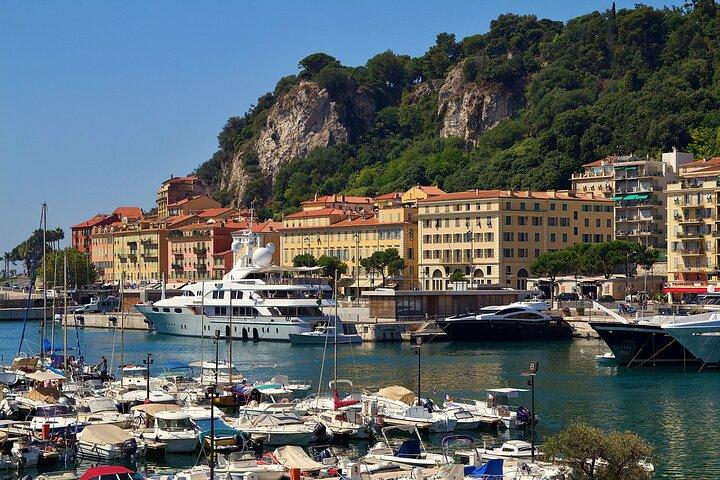 Transfert privé de Monaco à Nice avec un arrêt de 2 heures