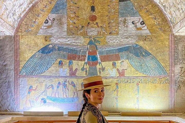 アブ シンベル熱気球を含むアスワンからルクソールへの 4 日間の 3 泊クルーズ