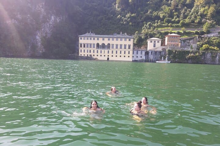 Lake Como: 3-Hour Small-Group Boat Tour with Prosecco & Wine