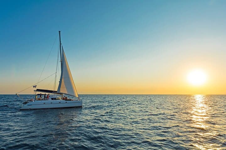 Athens Private Half day Catamaran cruise with meal & drinks