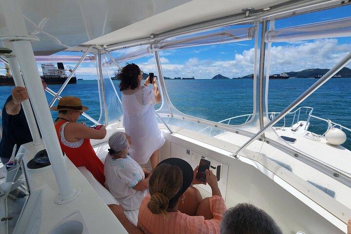 Privat fiskeri og naturskønne krydstogt – Viking 46ft Yacht | Panama Bay