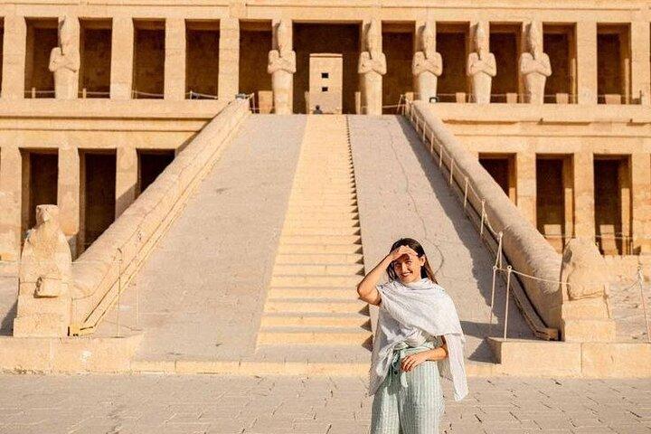 Private Half Day West Bank Tour naar Kings Valley Hatshepsut Temple en Memnon