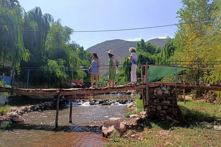 Heldagstur till Ourika Valley Berber Village och Atlas Mountain
