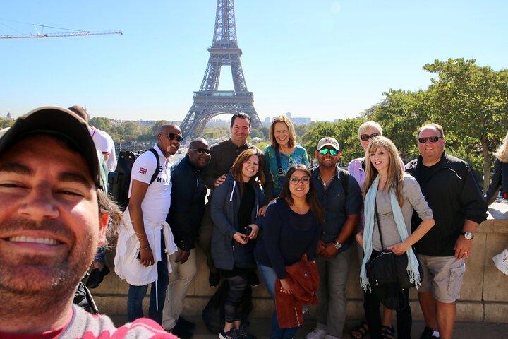Half-day Walking tour with Fun Guide & Arc du Triomphe Tickets