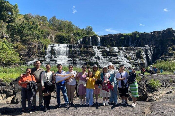 Da Lat Countryside Minivan delad tur (tre vattenfall)