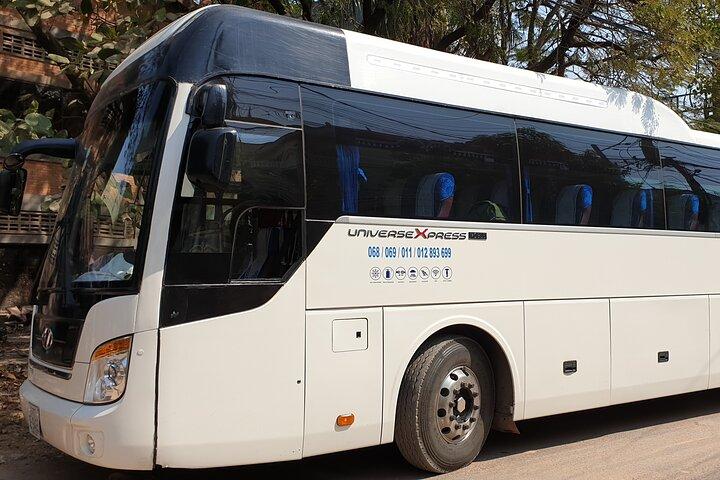 Siem Reap para Phnom Penh em van particular ou microônibus
