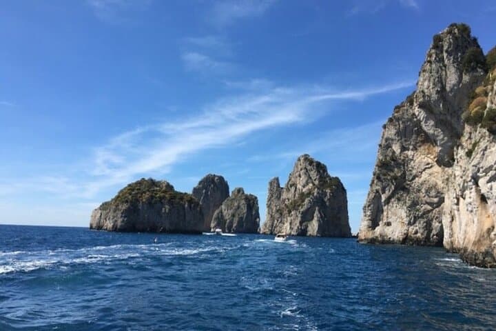 Capri Luxury Private Boat Tour: Day Trip from Rome by Train