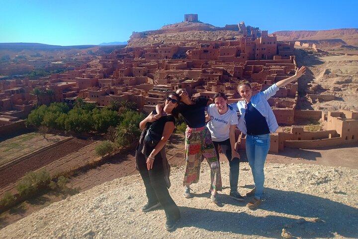 Marrakesh Tour di 3 giorni a Fez con pernottamento nel deserto in campeggio