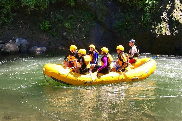 Whitewater Rafting no Rio Sarapiquí, Costa Rica – Classe III