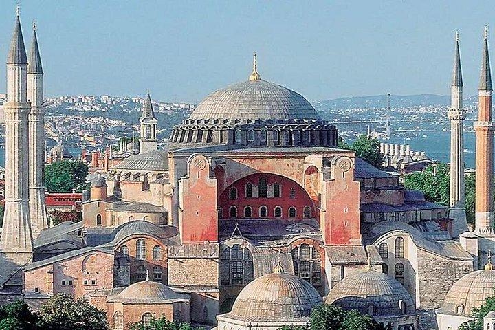 Private Tour in Istanbul Great Domes
