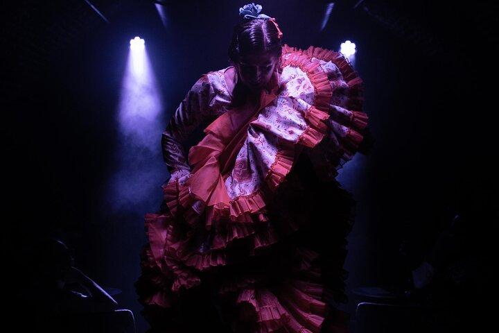 Intim Flamenco Show & Spansk Drink i Madrid på La Carmela