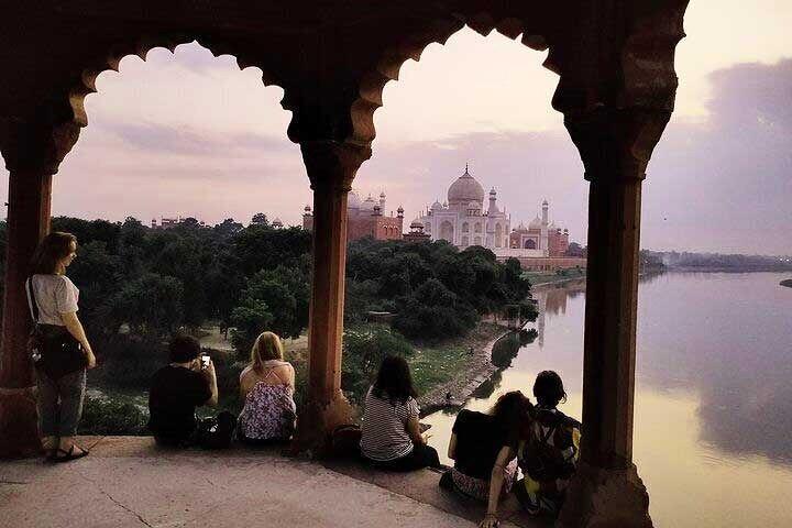 Privat Taj Mahal och Agra Full Day Tour från Delhi