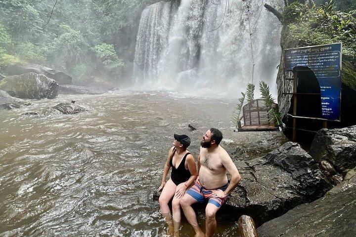 Siem Reap Phnom Kulen Jeep Tour / SUV Car Available