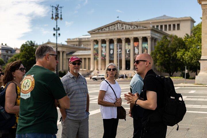 A Grande Budapeste: excursão guiada privada de meio dia de carro