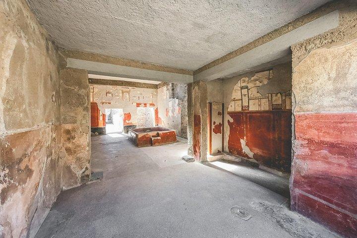 Transfer from Rome to Positano with Pompeii Stop or Viceversa