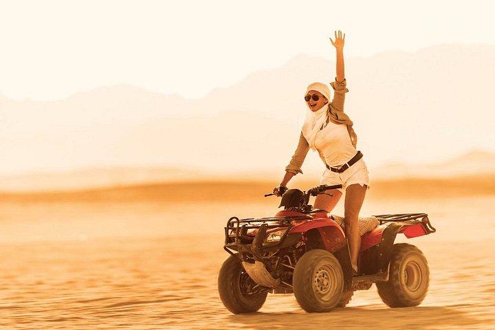 エルゴウナおよびハルガダからの3時間プライベートクアッドサファリ