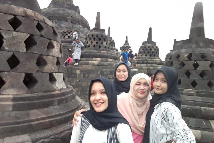 Visita privada al templo de Borobudur y al templo de Prambanan
