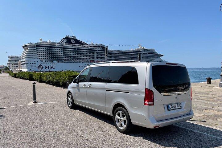 Privat overførsel fra Trieste til Venedig lufthavn / Venedig by