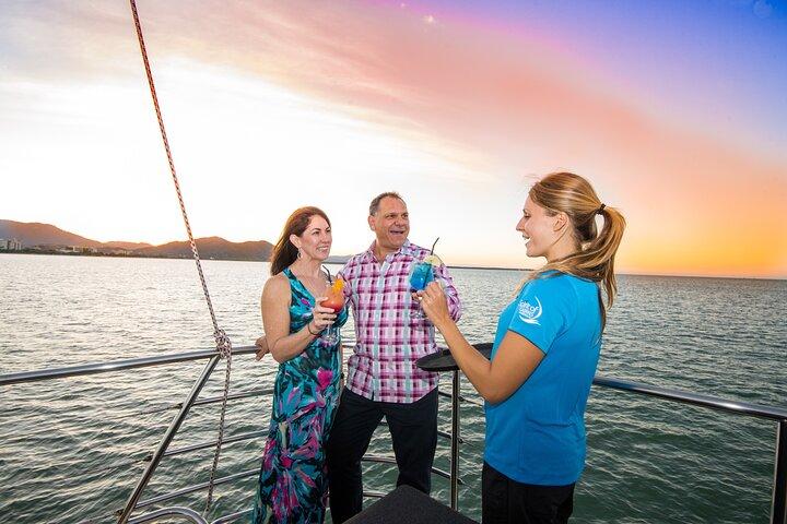 Kleine Gruppen Nachmittag Cairns City Tour mit Harbour Dinner Cruise