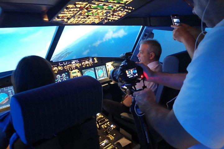 Become a Pilot for a Day in a Professional Airbus 320 Simulator