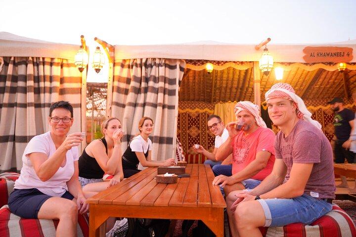 Dubai Al Khayma Camp Experience mit Grillabendessen und Transfers