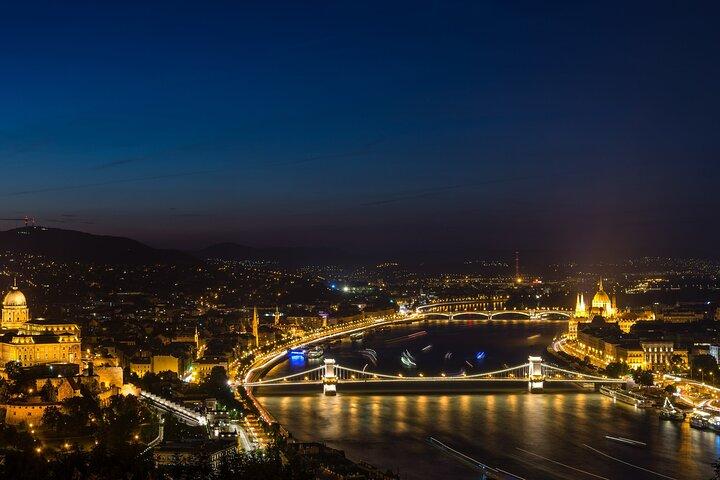 Budapest After Dark – Tour privato con luci e viste nascoste