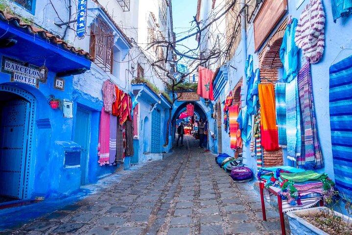 Tangeri a Chefchaouen: gita privata di un'intera giornata nella Città Blu