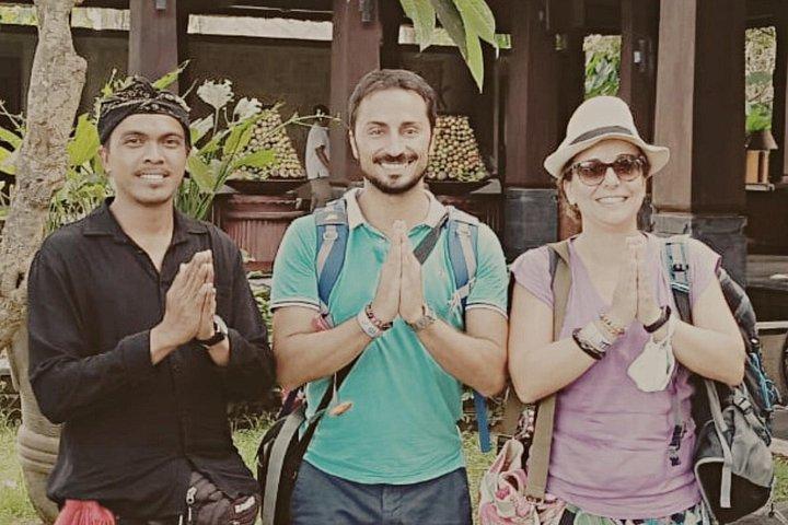Hire a Balinese Espiritual Coach & Life Advisor
